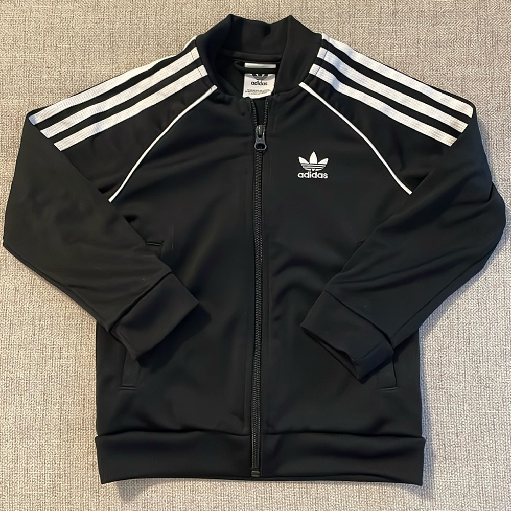 Adidas jacket, kids size 5-6